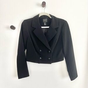 Forever 21 Black Cropped Tuxedo Blazer Jacket